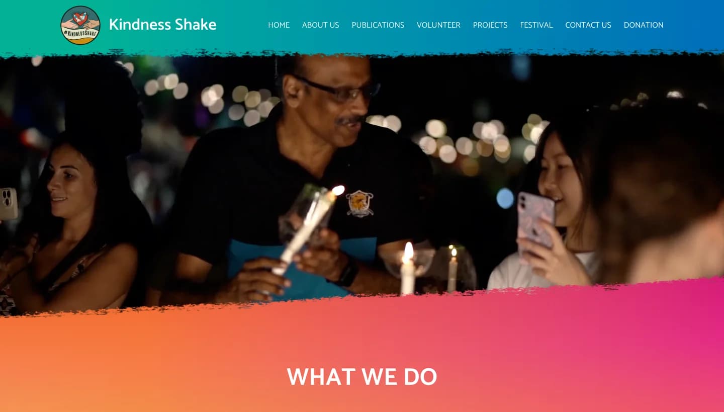 Kindness Shake homepage with calls to action to get support or volunteer